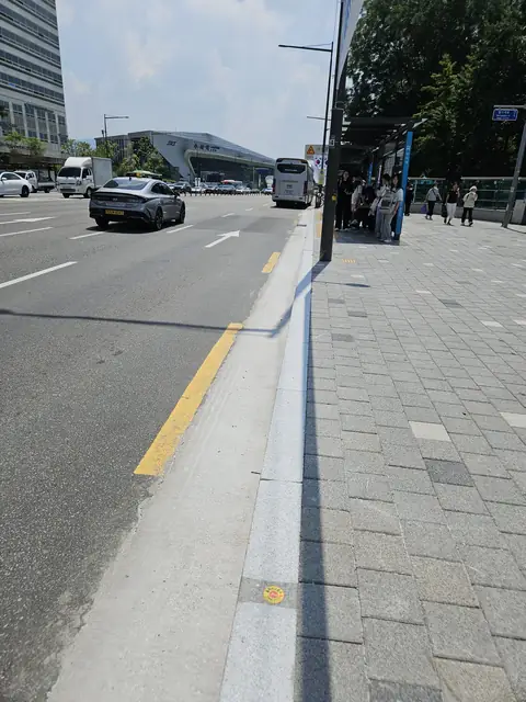 화강석 버너구이 시공 시공 사진