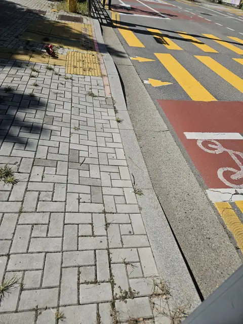 화강석 버너구이 시공 시공 사진