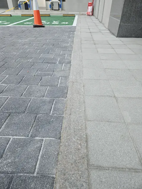 화강석 버너구이 시공 시공 사진