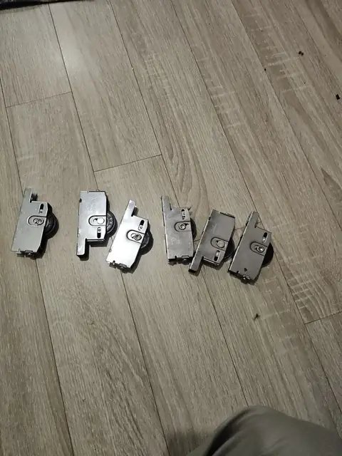 여닫이문 조정 경기 안성