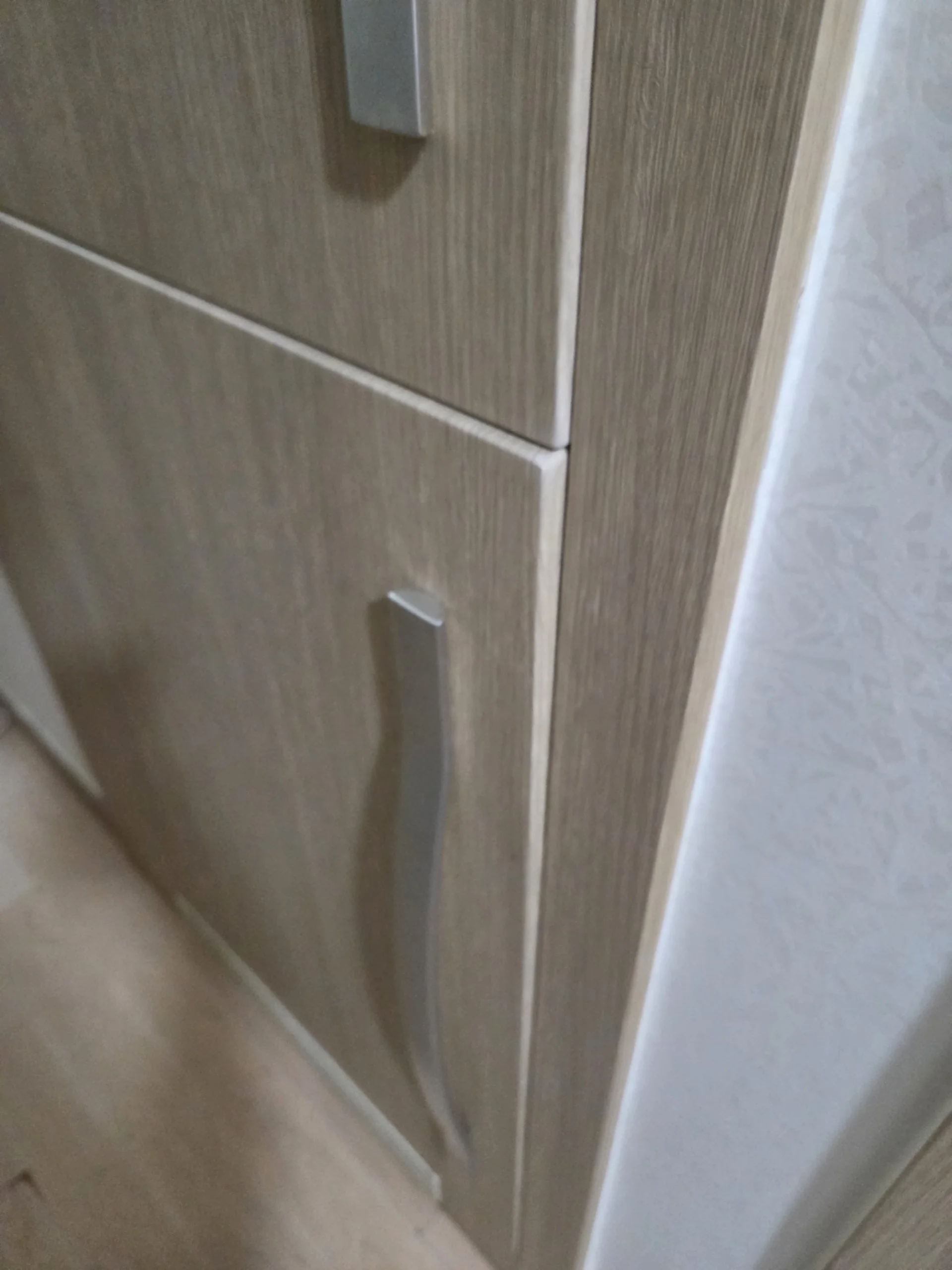 경기 과천 냉장고장 아래 문짝 수리