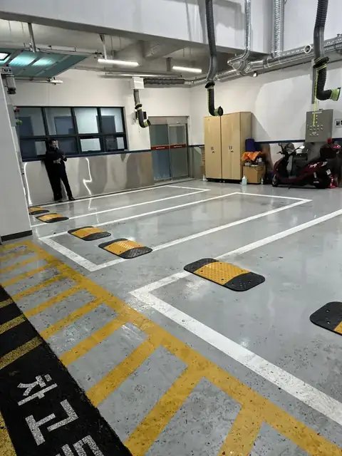 Speed Bumps & Roads 제주 제주