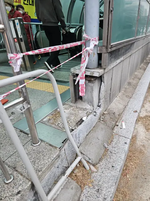 크랙·외벽·지붕 보수 시공 사진