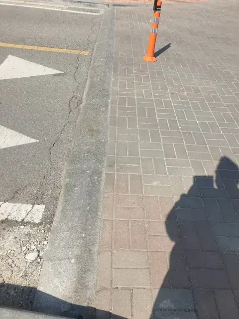 정원 디딤석 시공 참고 블록 포장 사례