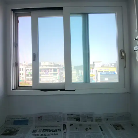 환풍기 소음 개선 교체 — 실내 창문
